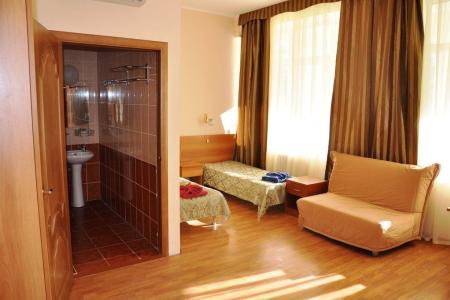 Отель ДиЛуч в Анапа - Россия