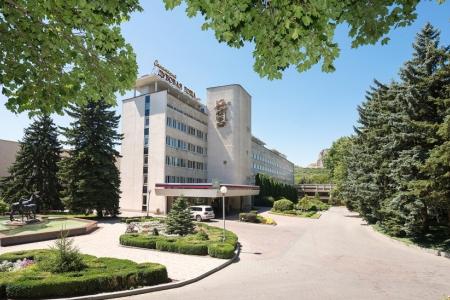 Отель Санаторий Дубовая роща в Железноводск - Россия