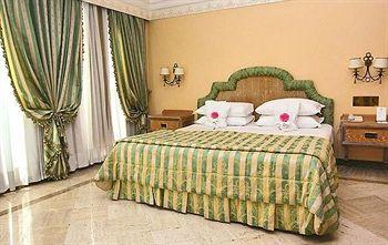 Отель Barocco в Рим - Италия