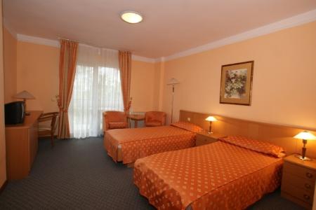 Отель Санаторий Зеленый Гай (Дедеркой) в Туапсе - Россия