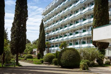 Отель Санаторий Знание в Адлер - Россия