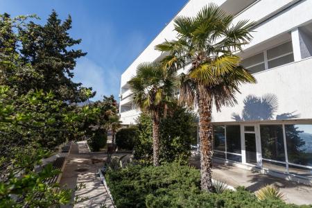 Пансионат Изумруд (Ласпи)