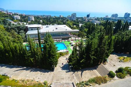 Отель Санаторий им. С.М. Кирова в Ялта - Россия