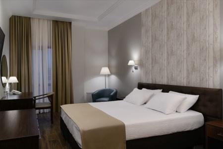 Отель им. Челюскинцев в Гагра - Абхазия