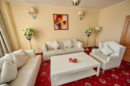 Отель Империал Палас в Южно-Сахалинск - Россия