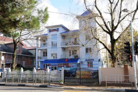 Отель Отель Калипсо (Новомихайловский) в Туапсе - Россия