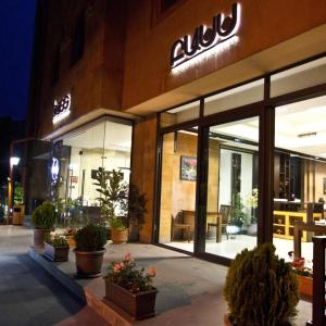 отель Bass Boutique Hotel