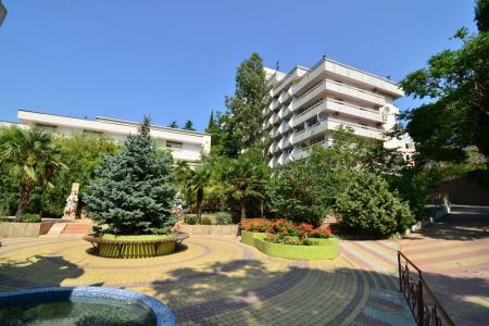 Отель Санаторий Киев в Алушта - Россия