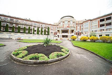 Отель Санаторий им. С.М. Кирова в Кисловодск - Россия