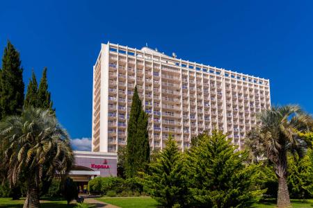 Отель Санаторий Адлеркурорт (корпус Коралл) в Адлер - Россия