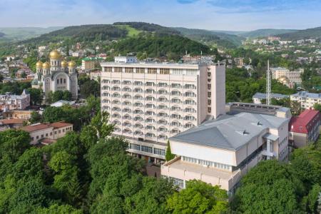 Отель Крепость санаторий в Кисловодск - Россия