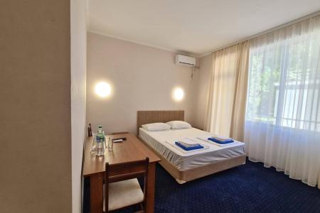 Отель Золотые пески в Пицунда - Абхазия