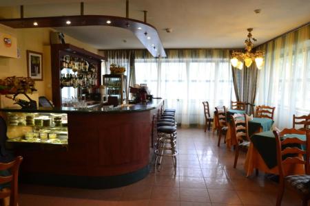 Отель Лада (Южно-Сахалинск) в Южно-Сахалинск - Россия