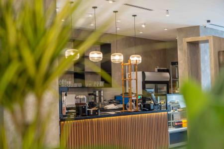 Отель Ленинград в Махачкала - Россия