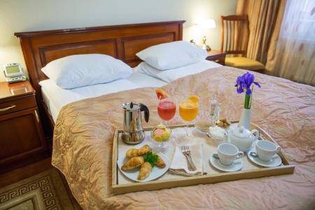 40-й меридиан Яхт-клуб