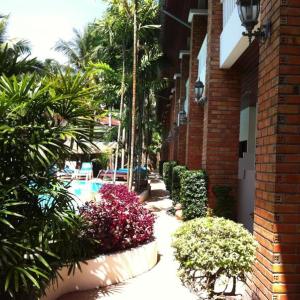 отель ETK Patong