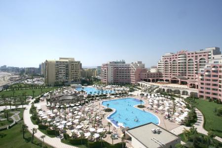 Dit Majestic Beach Resort