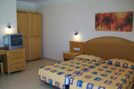 Bayview Hotel & Apartments