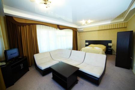 Отель Малая Бухта в Анапа - Россия