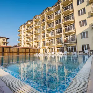 отель Meridian Plaza