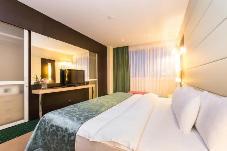 Отель Mirage в Казань - Россия