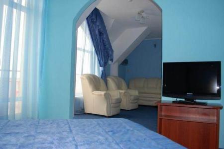 Отель Морской клуб (Небуг) в Туапсе - Россия