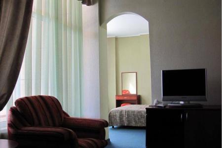 Отель Морской клуб (Небуг) в Туапсе - Россия