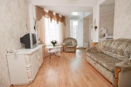 Отель Москва в Алушта - Россия