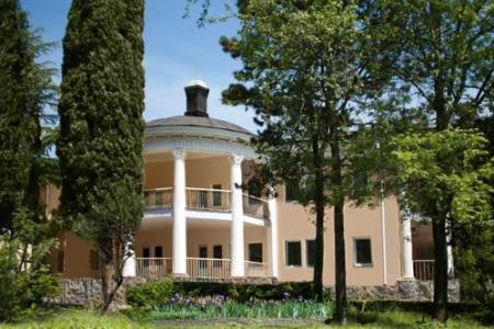 Отель Парк-отель Небуг в Туапсе - Россия