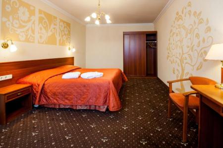 Новый Берег Яхт-клуб