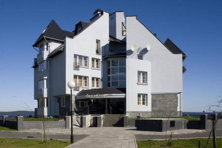 Отель Онежский замок в Петрозаводск - Россия