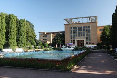 Отель Санаторий им. Г.К. Орджоникидзе  в Кисловодск - Россия