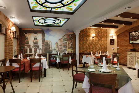 Пирамид-Отель