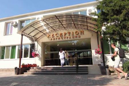 Отель Полтава-Крым в Саки - Россия