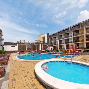 отель Pontos Family Resort Hotel