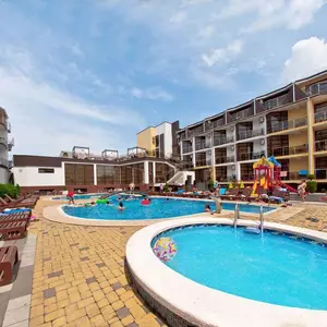 отель Pontos Family Resort Hotel