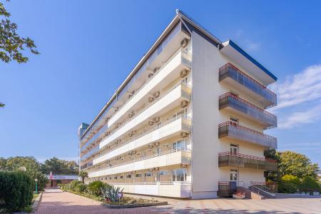 Отель Azimut Отель Прометей Небуг в Туапсе - Россия