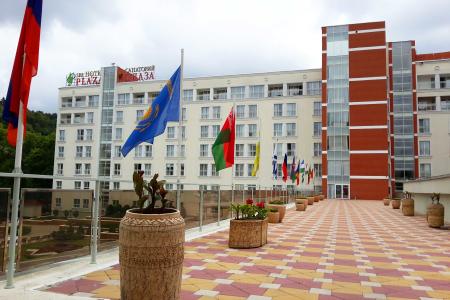 Отель Санаторий Плаза в Кисловодск - Россия