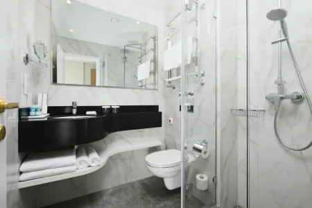 Отель Санаторий Плаза в Кисловодск - Россия