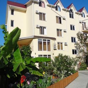 отель Гостевой дом Светлый