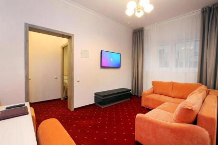 Отель Универсал в Светлогорск - Россия