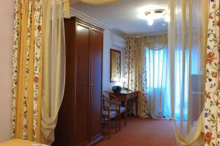 Отель Эмона в Тольятти - Россия