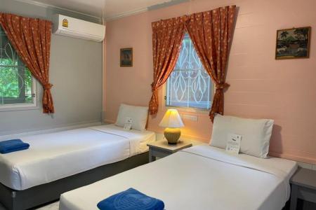 Отель Golden Sand Inn в пляж Карон - Таиланд