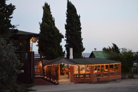 Отель Алые Паруса Пансионат (Сатера) в Алушта - Россия