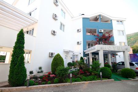 Отель Bella Vista в Бечичи - Черногория