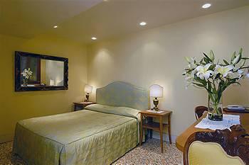 Отель San Zulian в Венеция - Италия