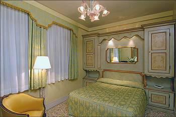 Отель San Zulian в Венеция - Италия