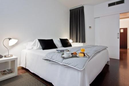 Отель Atenea Calabria в Барселона - Испания