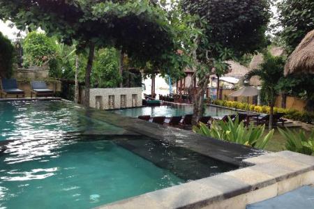 The Tanis Villas & Lembongan Express