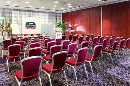 Отель Courtyard Zurich North в Цюрих - Швейцария